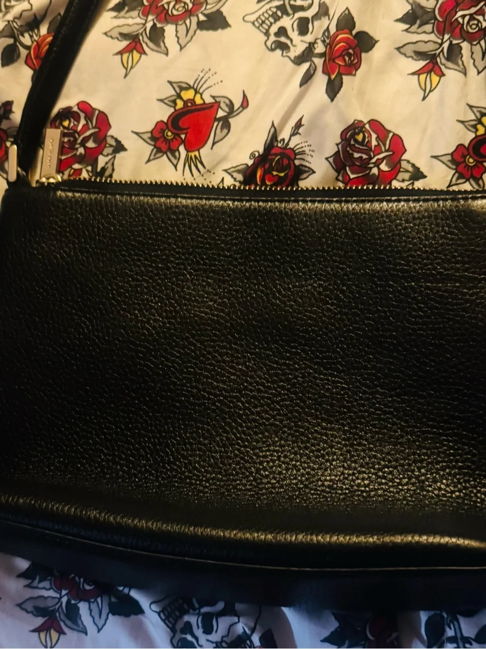 kate spade New York Harlow Black Pebbled Leather Messenger Crossbody NWOT